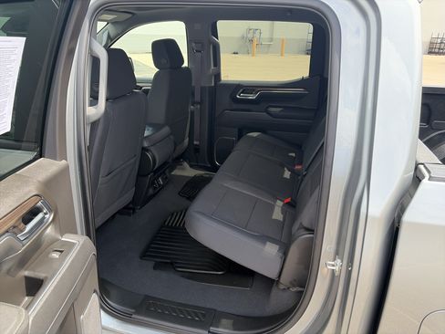 Used 2026 Chevrolet Silverado 1500 LT AWD/4WD image 18