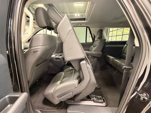 Used 2025 Ford Expedition Max Active image 23