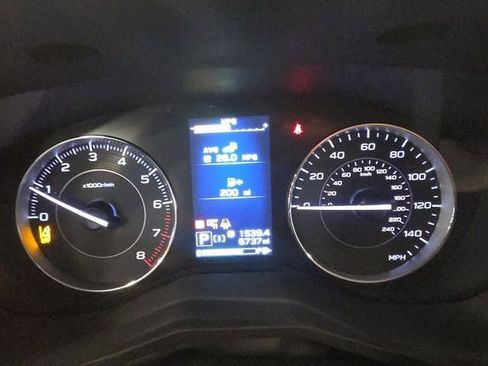 Used 2023 Subaru Impreza 2.0i Limited image 11