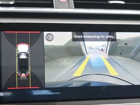 Used 2023 Land Rover Range Rover Velar S image 11