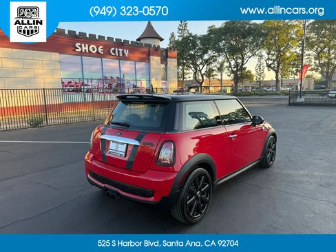 Used 2010 MINI Cooper S FWD image 4