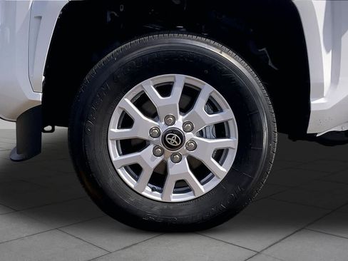 New 2026 Toyota Tacoma SR5 AWD/4WD image 11