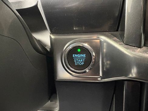 Certified 2022 Ford F150 Lariat w/ Equipment Group 502A High image 22