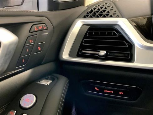 Certified 2024 BMW X7 xDrive40i image 33