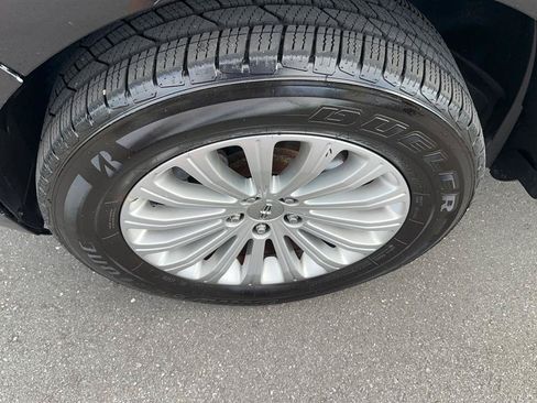 Used 2014 Lincoln MKX AWD w/ Equipment Group 101A image 11