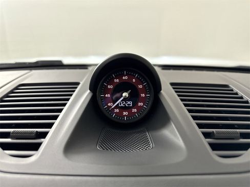 Certified 2023 Porsche 911 Targa 4 GTS image 29