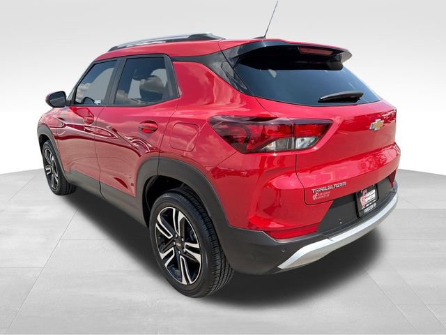 Used 2026 Chevrolet TrailBlazer LT w/ LT Cold Weather Package FWD image 5