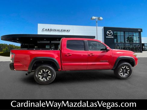 Used 2022 Toyota Tacoma TRD Off-Road AWD/4WD image 6