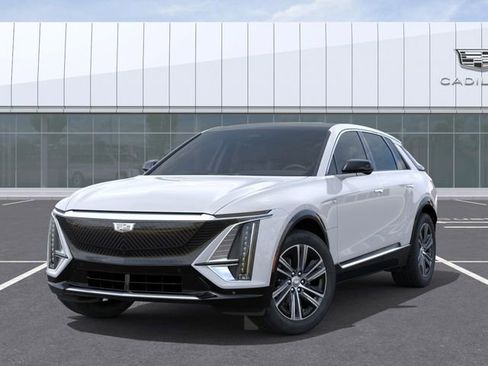 New 2026 Cadillac Lyriq Luxury image 6