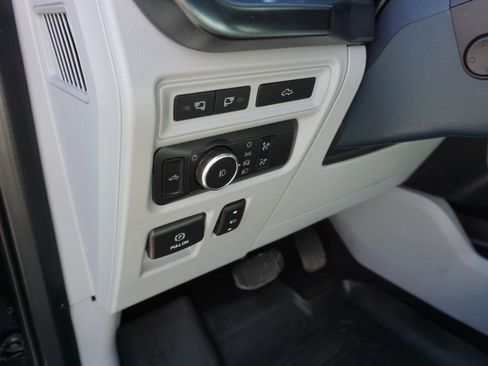 Used 2021 Ford F150 Limited image 19