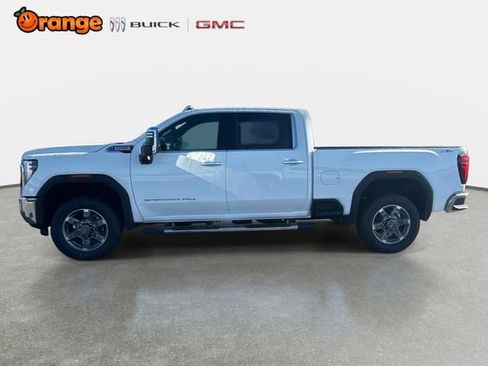 New 2026 GMC Sierra 2500 SLT w/ SLT Premium Package AWD/4WD image 6
