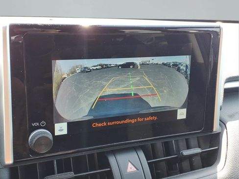 Used 2024 Toyota RAV4 XLE image 8