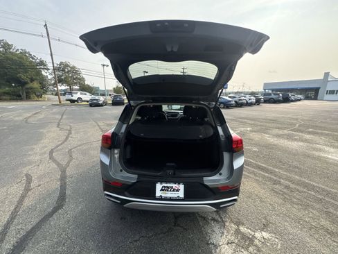 Used 2023 Buick Encore GX Preferred w/ Cold Weather Comfort Package image 27