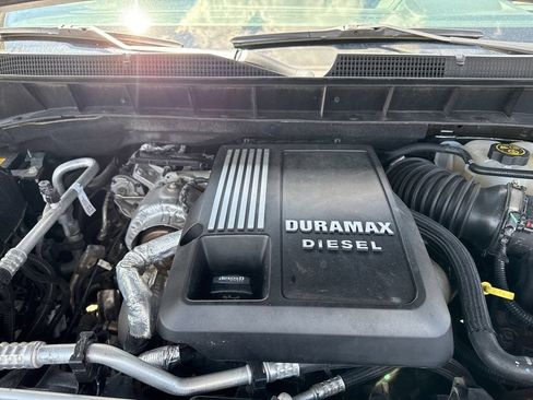 Used 2022 Chevrolet Silverado 1500 RST w/ Convenience Package II RWD image 29