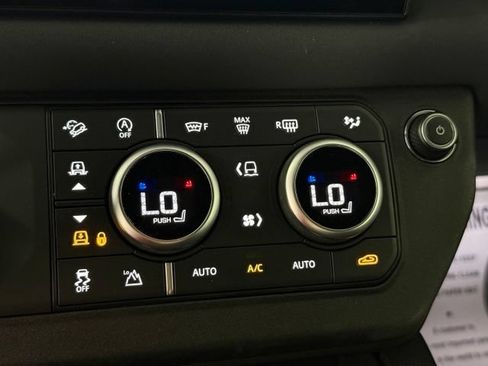 Used 2023 Land Rover Defender 110 75th Limited Edition AWD/4WD image 36