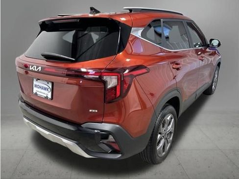 Used 2024 Kia Seltos S AWD/4WD image 5