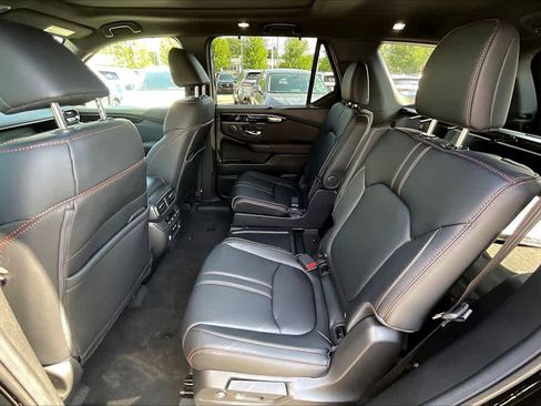 New 2025 Honda Pilot TrailSport image 15
