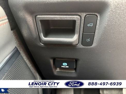 Used 2025 Ford Expedition Max Active image 19
