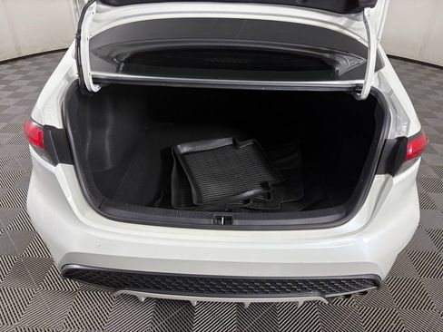 Used 2020 Toyota Corolla XSE image 32