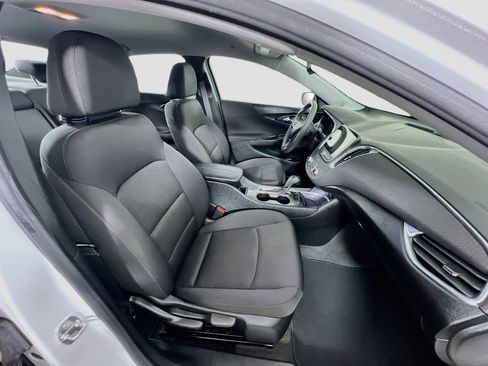 Used 2019 Chevrolet Malibu LT FWD image 32