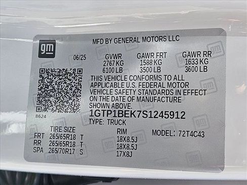 New 2025 GMC Canyon Elevation w/ Convenience Package image 18