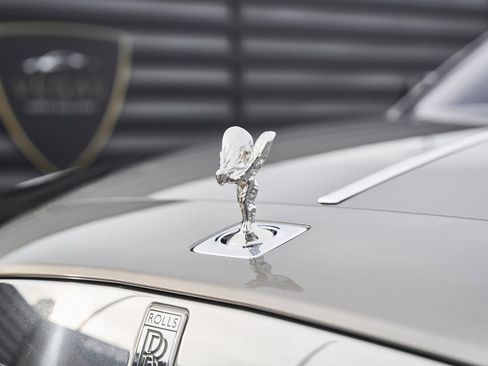 Used 2014 Rolls-Royce Wraith image 8