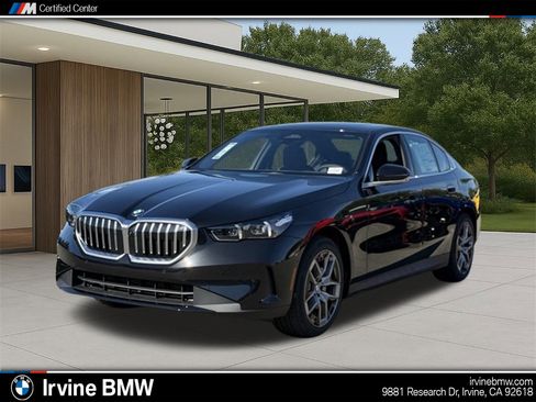 New 2026 BMW 530i w/ Premium Package image 1