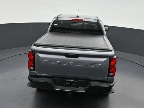 Used 2025 Chevrolet Colorado Z71 w/ Technology Package AWD/4WD image 19