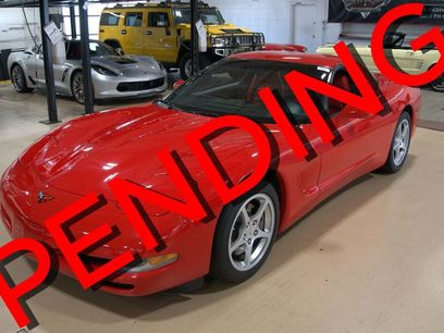 Used 2000 Chevrolet Corvette Coupe w/ Roof Pkg