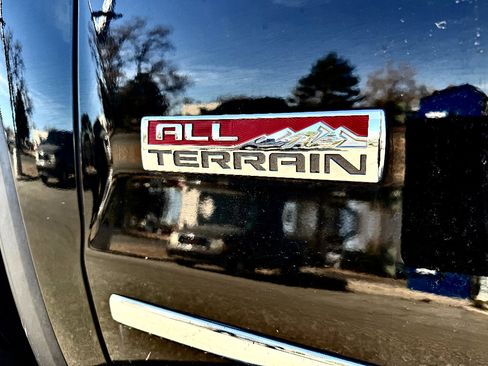 Used 2016 GMC Sierra 1500 SLT w/ All-Terrain Package image 6