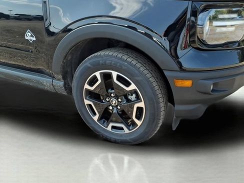 Certified 2023 Ford Bronco Sport Outer Banks AWD/4WD image 4