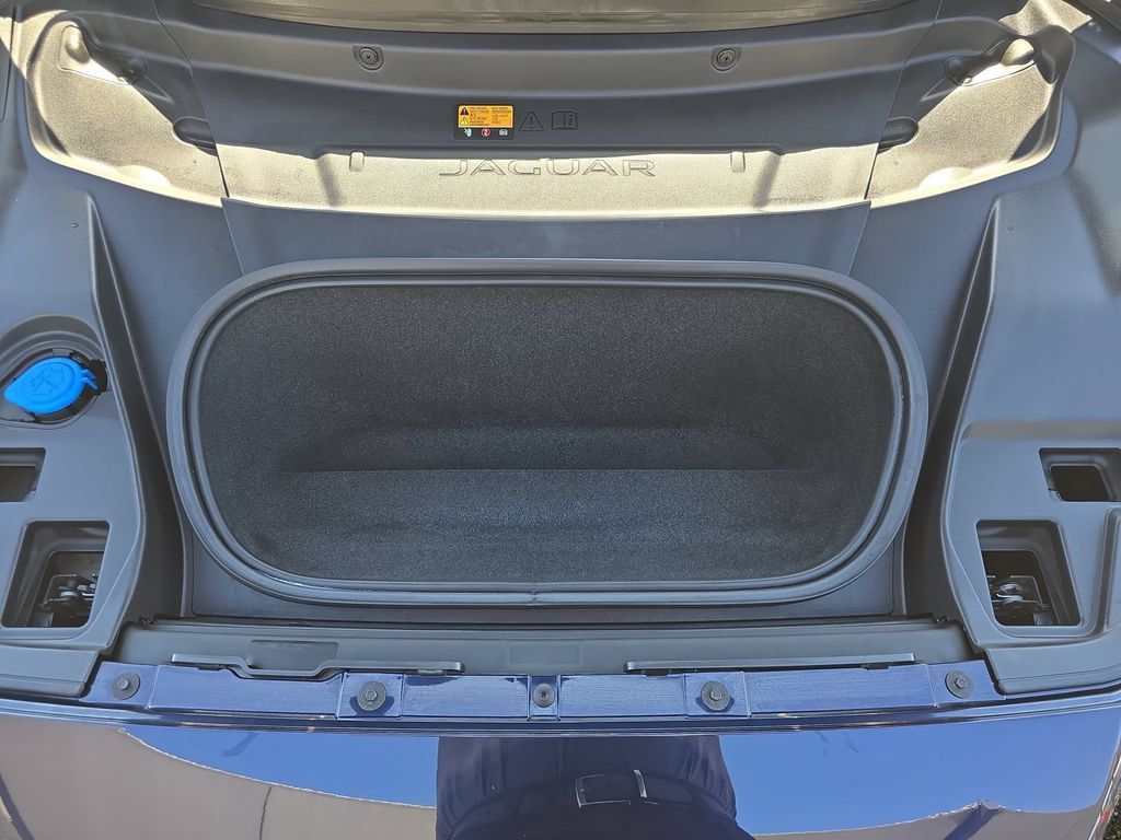 Certified 2024 Jaguar I-PACE R-Dynamic HSE AWD/4WD image 31