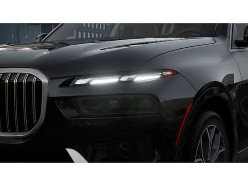 New 2026 BMW X7 xDrive40i w/ Premium Package image 6
