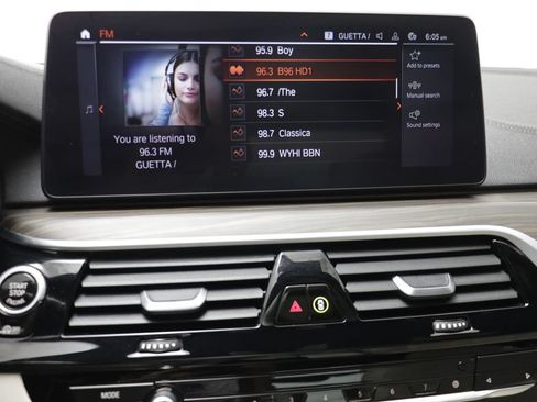 Used 2021 BMW M550i xDrive AWD/4WD image 8