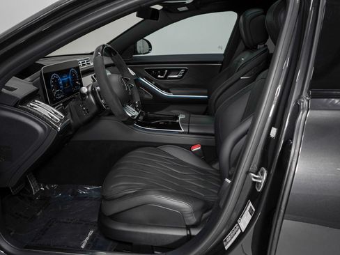 Used 2025 Mercedes-Benz S 63 AMG S image 41