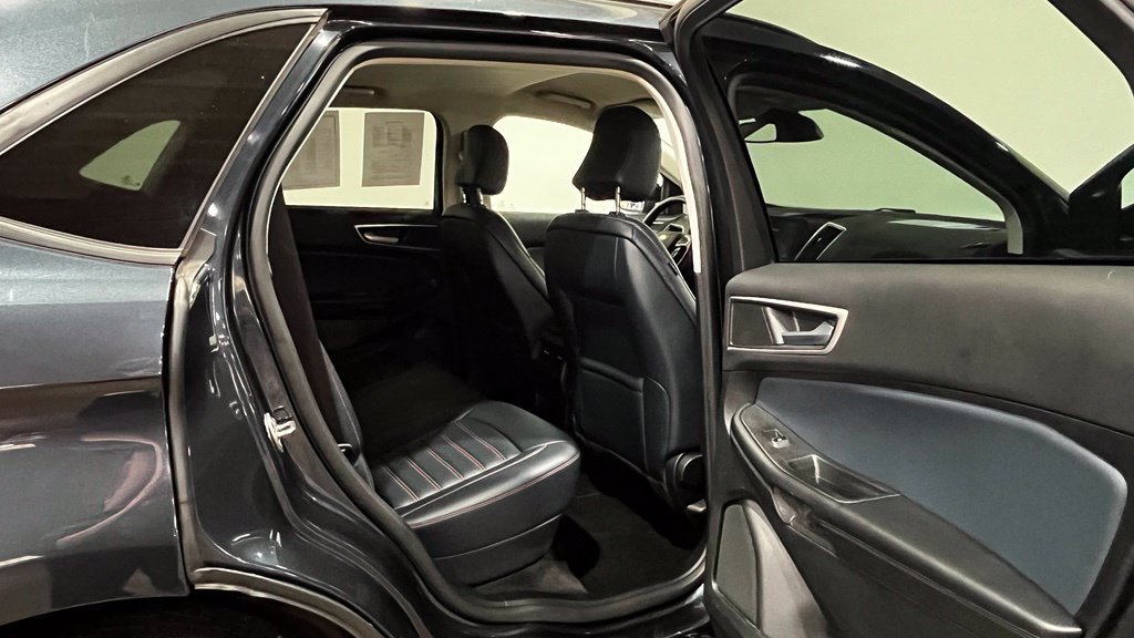 Certified 2023 Ford Edge SEL w/ Sport Appearance Package AWD/4WD image 16