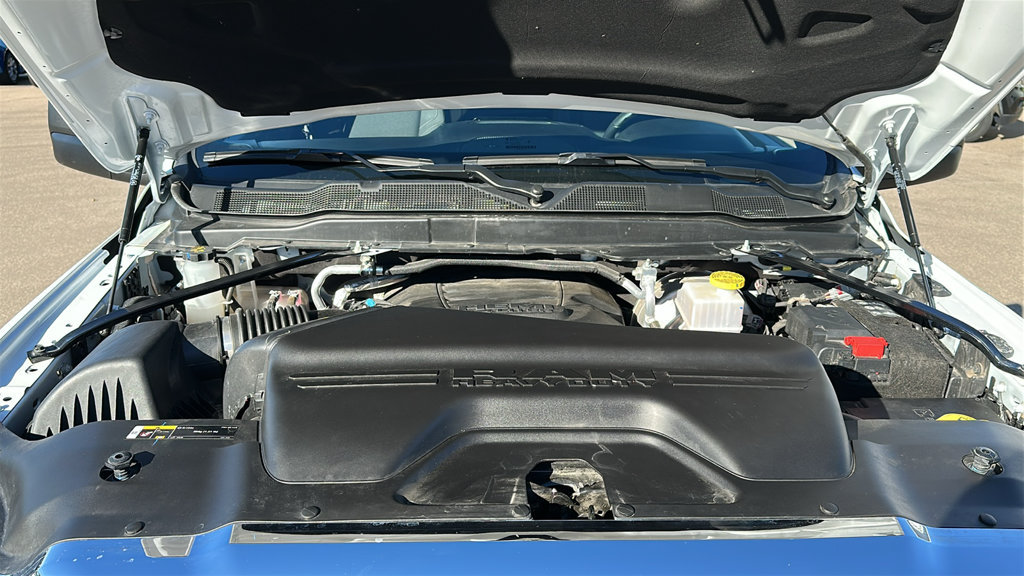 Used 2025 RAM 2500 Tradesman AWD/4WD image 33