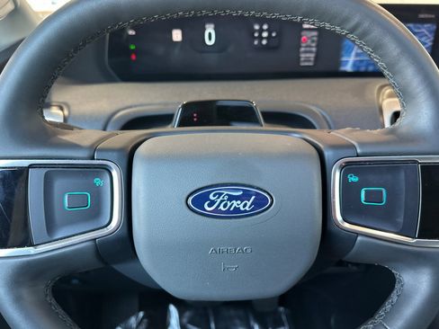 Certified 2025 Ford Expedition Max Active AWD/4WD image 23