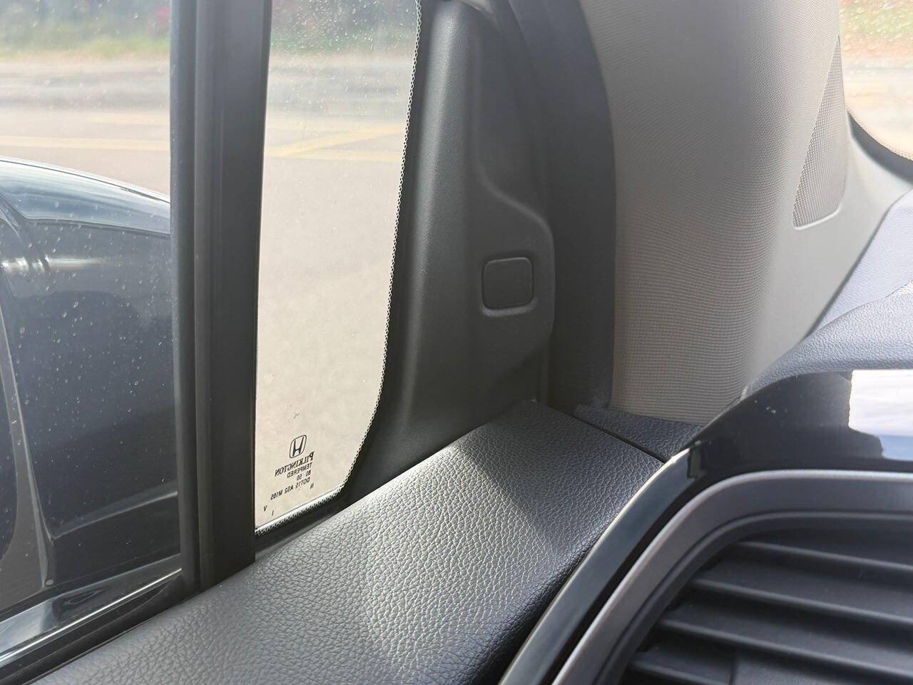 Used 2018 Honda Odyssey Elite image 13