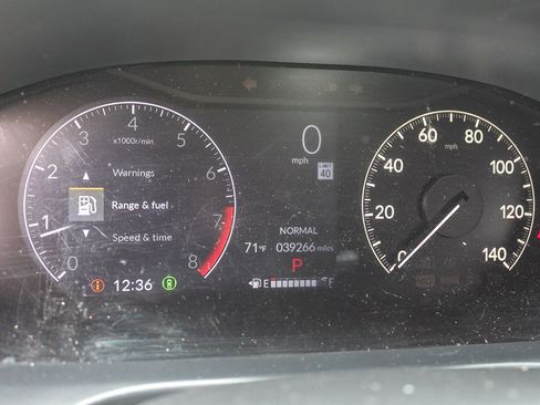 Used 2024 Honda HR-V LX image 23