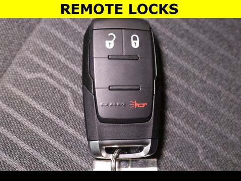 Used 2024 RAM 2500 Tradesman w/ Chrome Appearance Group image 11