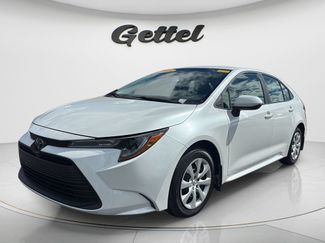 Used 2026 Toyota Corolla LE FWD video 1