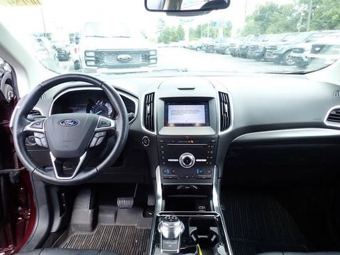 Used 2019 Ford Edge Titanium w/ Equipment Group 301A AWD/4WD image 13