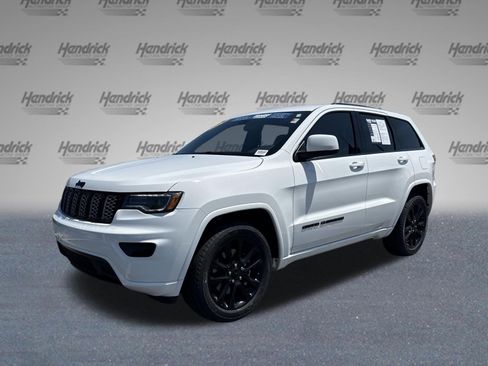Used 2021 Jeep Grand Cherokee Laredo X AWD/4WD image 5