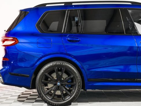 Used 2025 BMW X7 M60i image 2