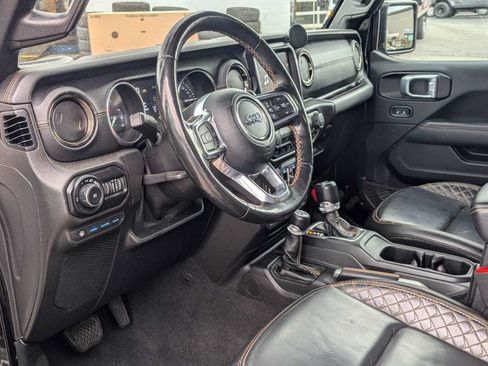 Used 2021 Jeep Wrangler Unlimited Sahara AWD/4WD image 13