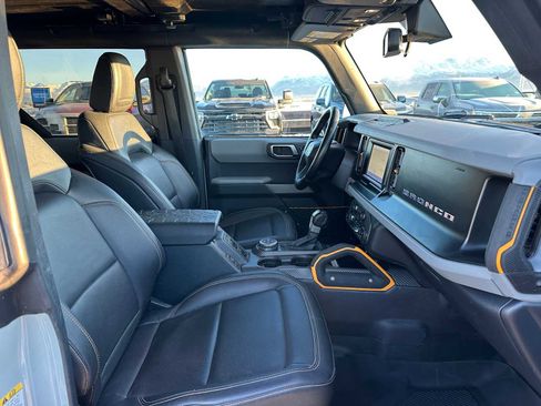 Used 2021 Ford Bronco Badlands w/ Sasquatch Package image 10