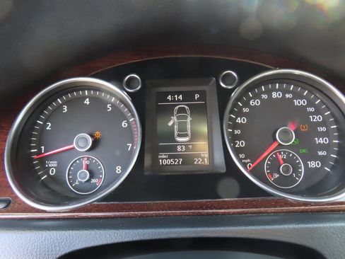 Used 2012 Volkswagen CC Lux Plus FWD image 46