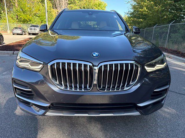 Used 2022 BMW X5 sDrive40i w/ Premium Package RWD image 2