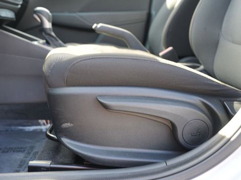 Used 2021 Hyundai Accent SE FWD image 15
